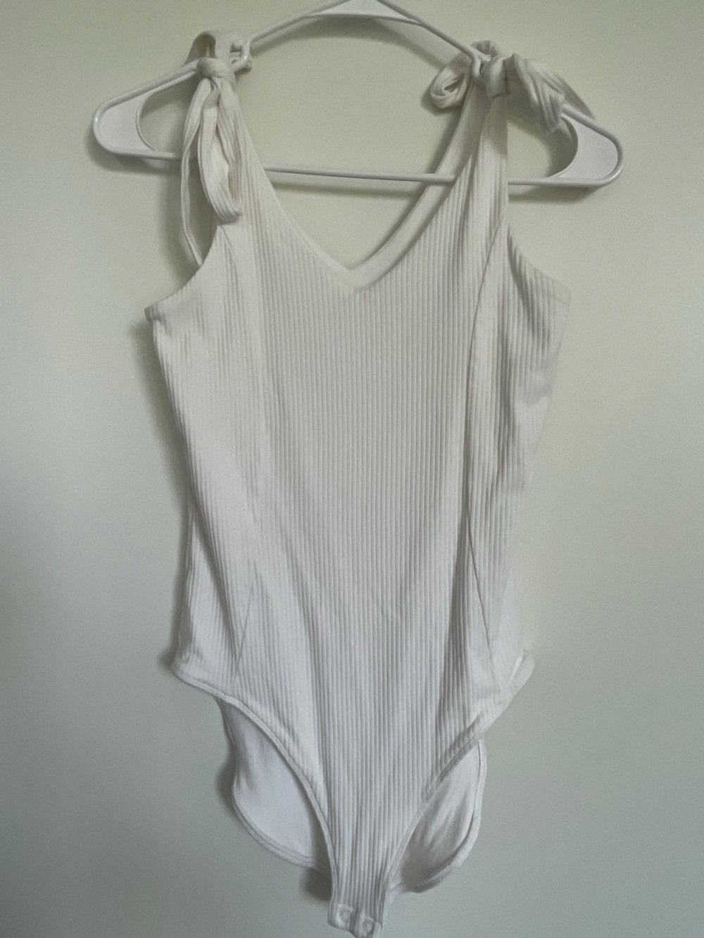Old Navy White Ribbed Tie-Shoulder V-Neck Bodysuit